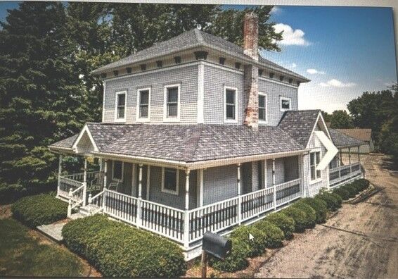Property Photo: 528 E Grant Highway IL 60152
