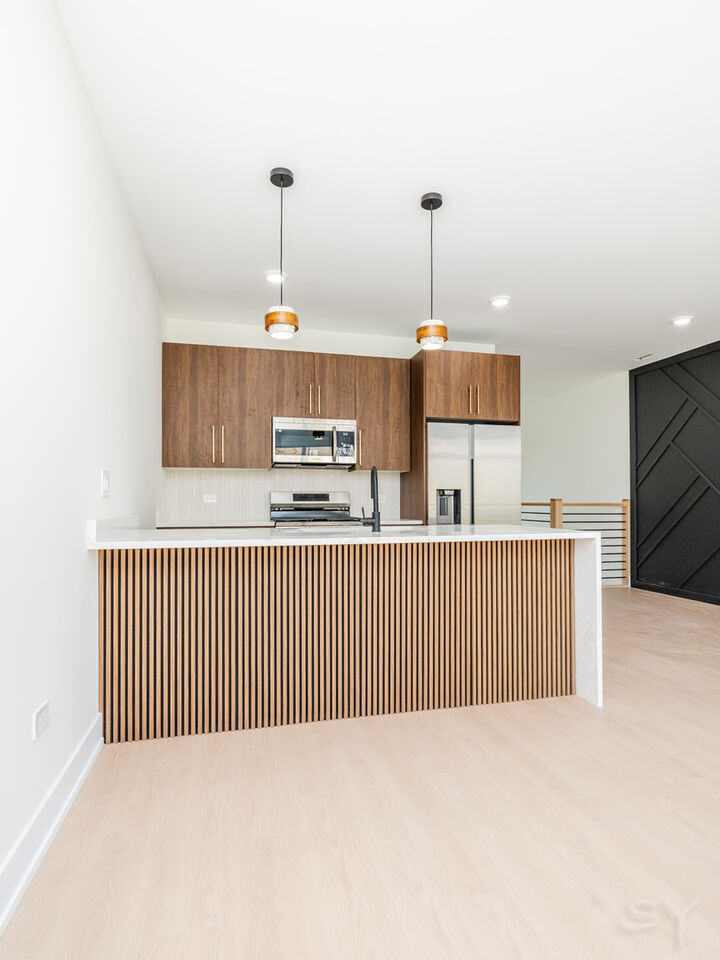 Property Photo:  2917 W Arthington Street  IL 60612 