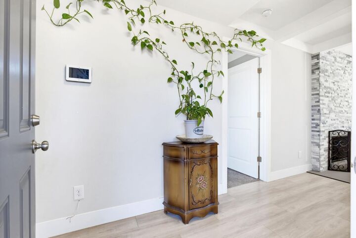 Property Photo: 5938 N Haven Drive CA 95660