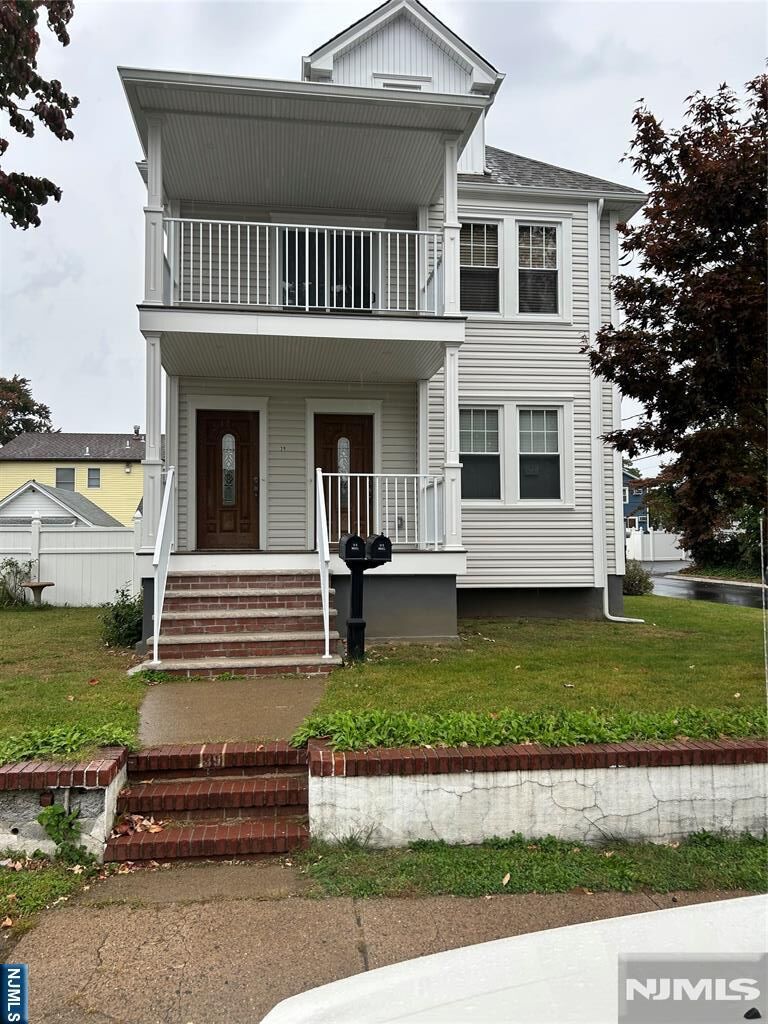Property Photo:  39 Anderson Avenue 2  NJ 07621 