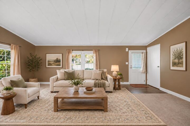 Property Photo: 20 Amy Lane NH 03841