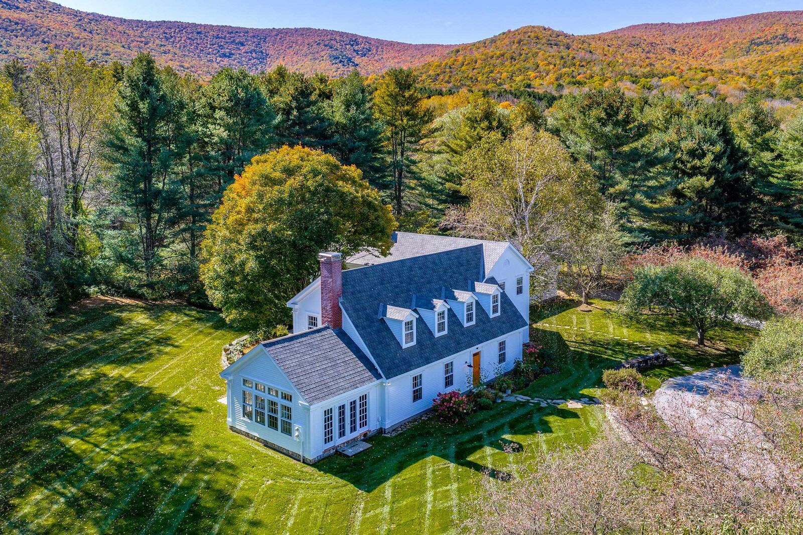 Property Photo: 122 Blue Heron Lane VT 05251