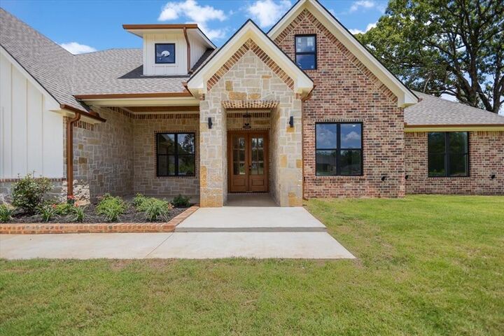 Property Photo:  13920 Cedar Hill  TX 75704 