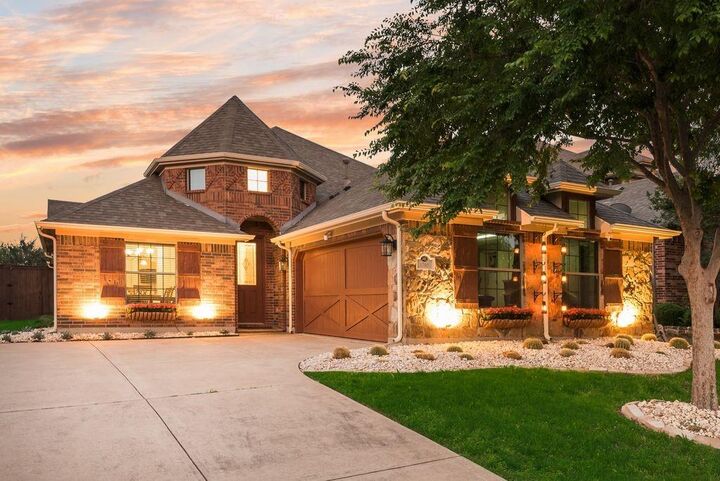 Property Photo:  1705 Grand Meadows Drive  TX 76248 
