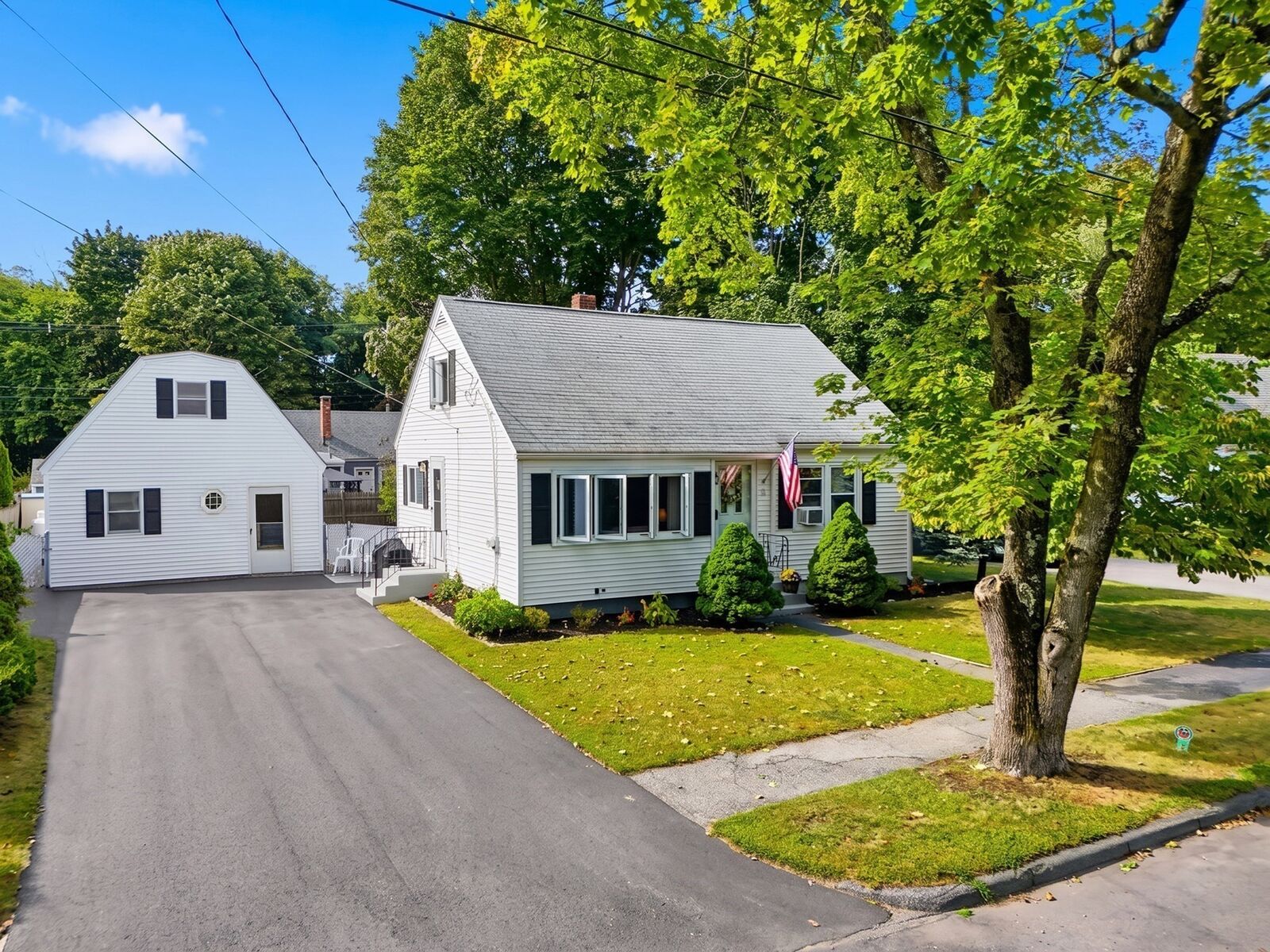 Property Photo:  10 Summit Ter  MA 01960 