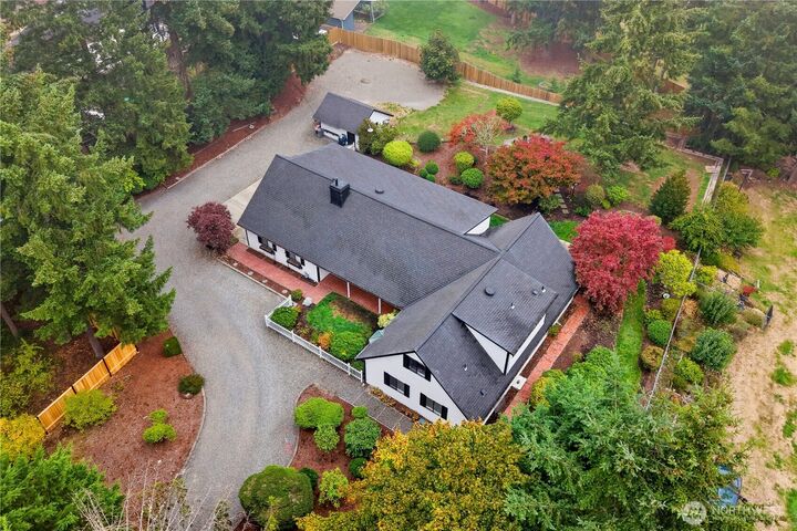 Property Photo: 12217 98th Avenue E WA 98373