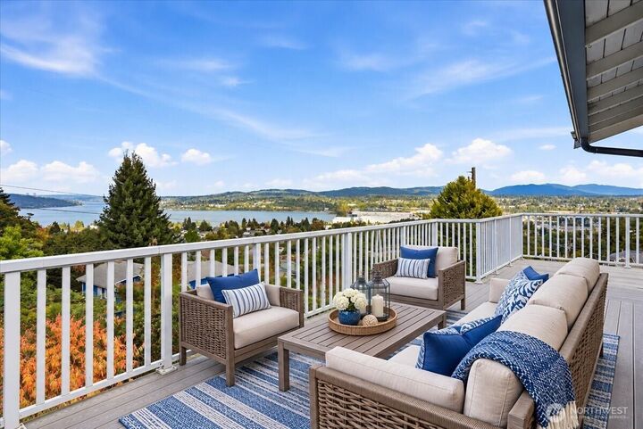 Property Photo: 8205 S 123rd Place WA 98178