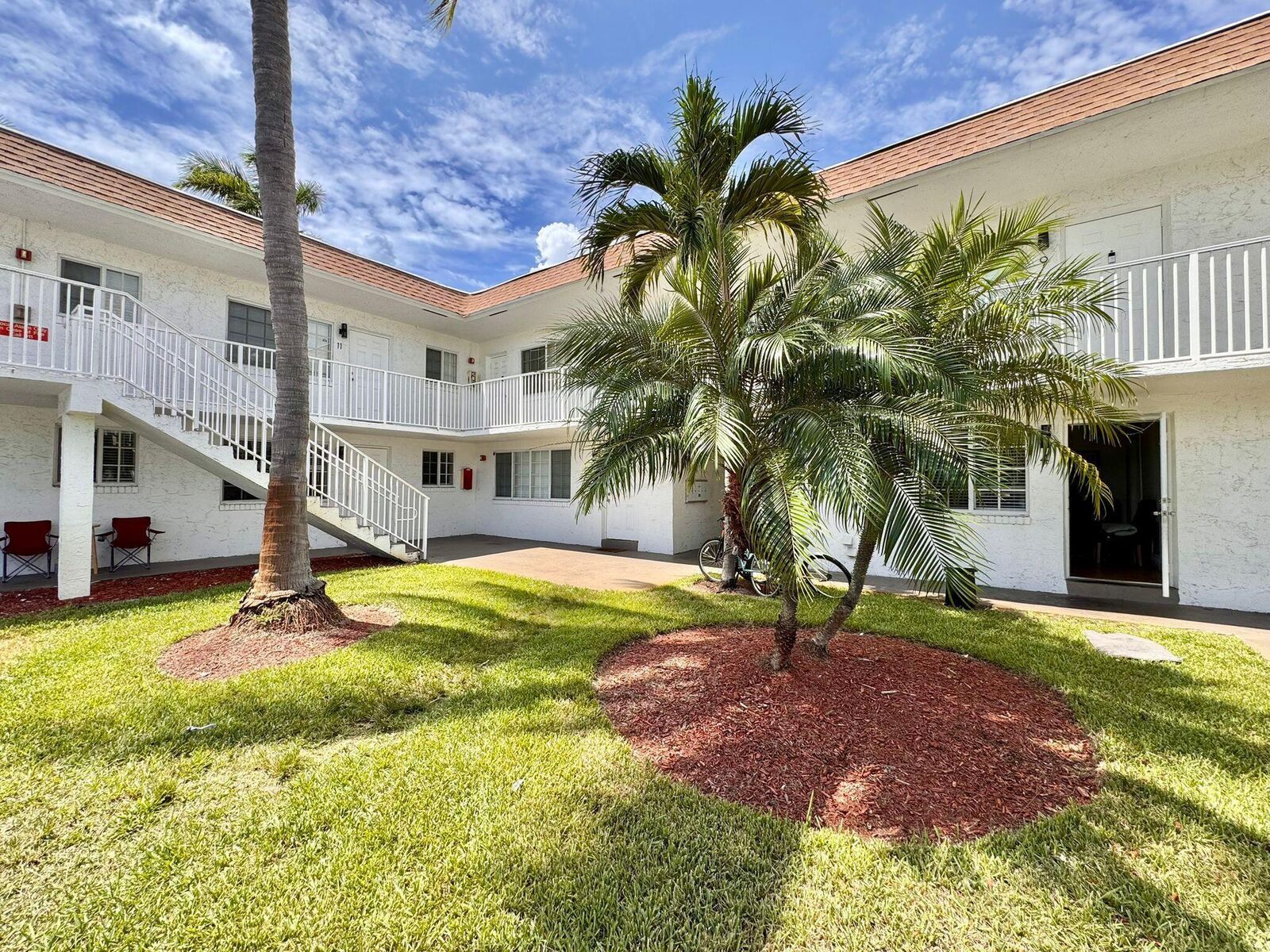 Property Photo: 3370 NE 16th Terrace Unit 3 FL 33064