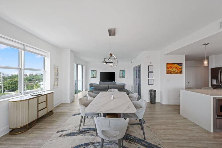 Property Photo:  236 SE 5th Avenue 312  FL 33483 