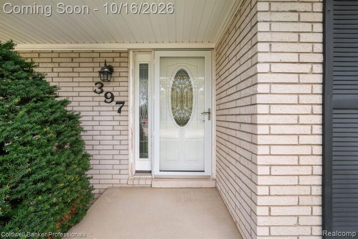 Property Photo:  397 Barchester Street  MI 48186 