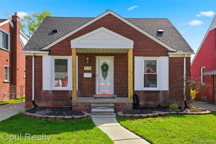 Property Photo:  1619 18th Street  MI 48192 