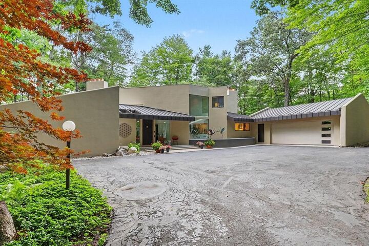 Property Photo:  10109 Hathaway Drive  MI 48838 