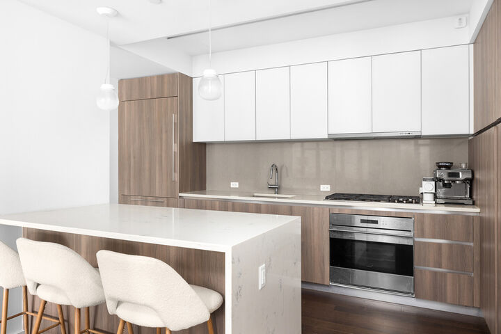 Property Photo: 591 3rd Avenue 17A NY 10016