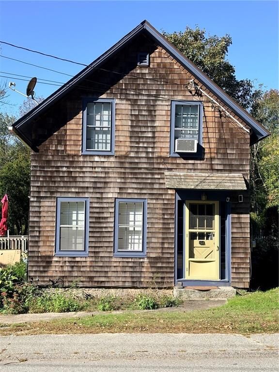 Property Photo:  128 North Road  RI 02879 