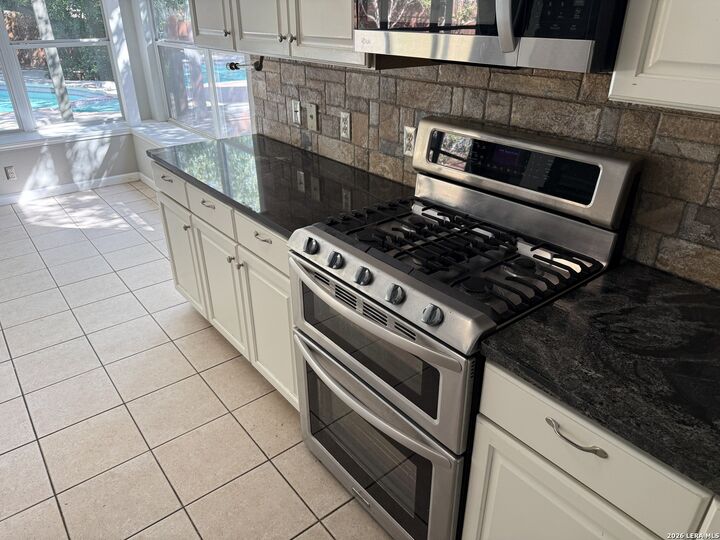 Property Photo:  1703 Hadbury Ln  TX 78248 