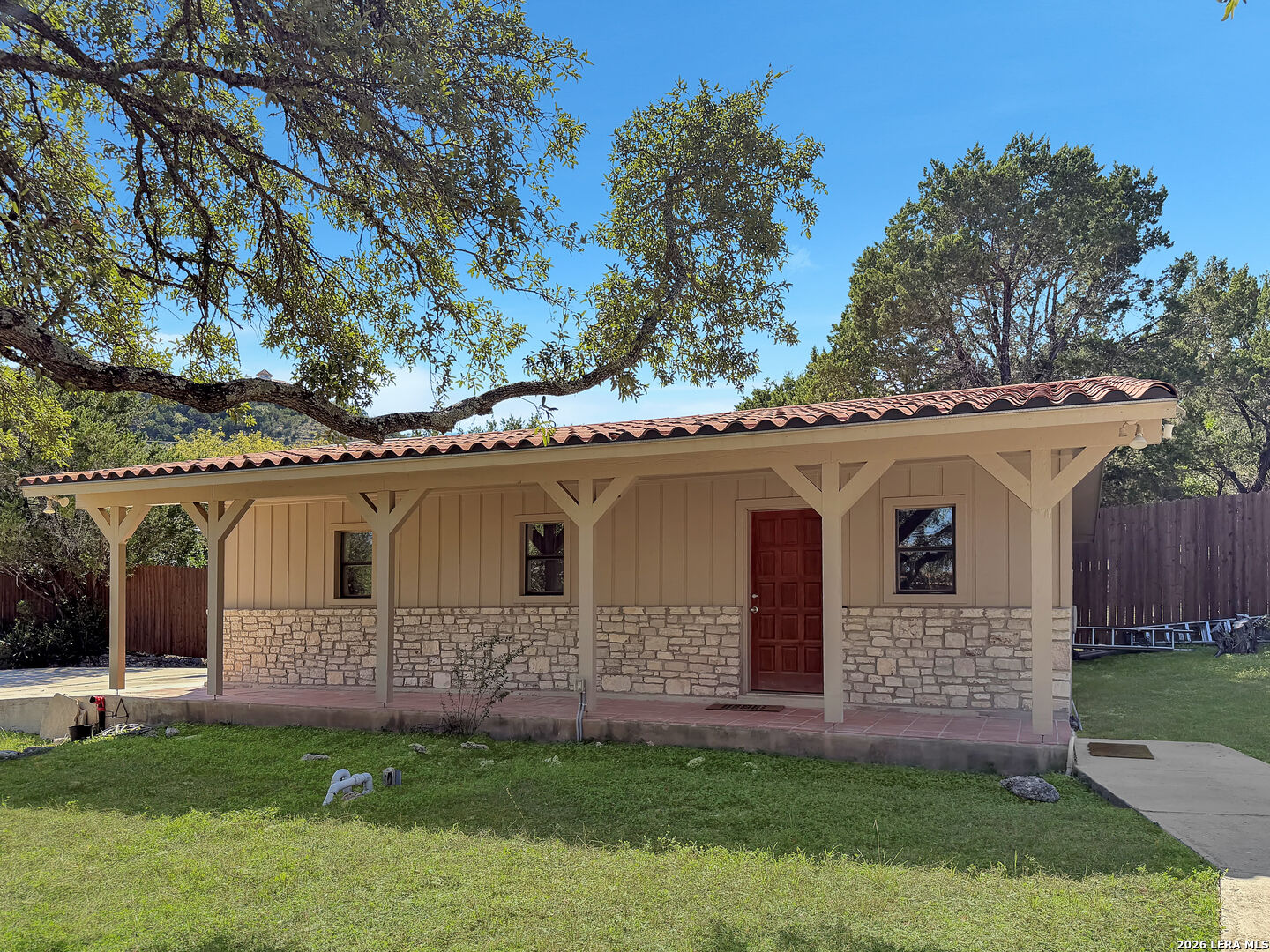 Property Photo:  789 Barbara Dr  TX 78133 