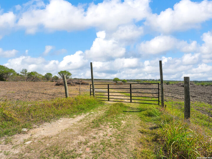 Property Photo:  22030 Old Nacogdoches  TX 78132 