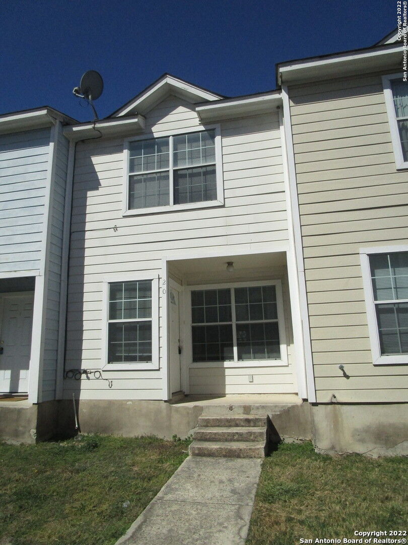 Property Photo:  20 Bratton Dr  TX 78245 