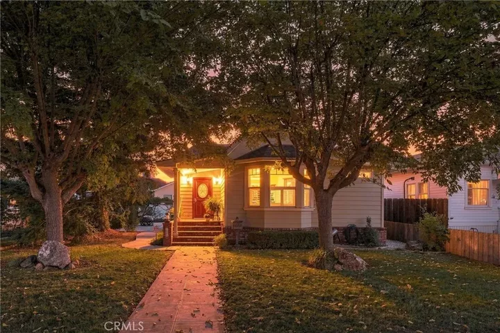 Property Photo: 1935 Vine Street CA 93446