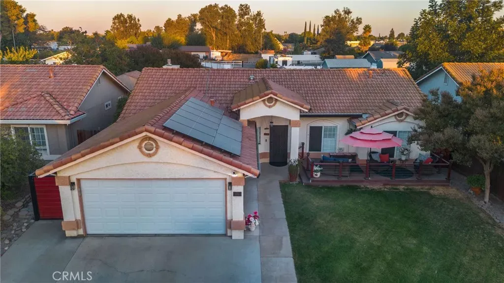 Property Photo:  2814 Village Court  CA 95348 