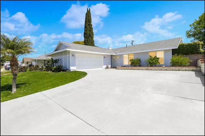 Property Photo: 24136 Palmek CA 92630