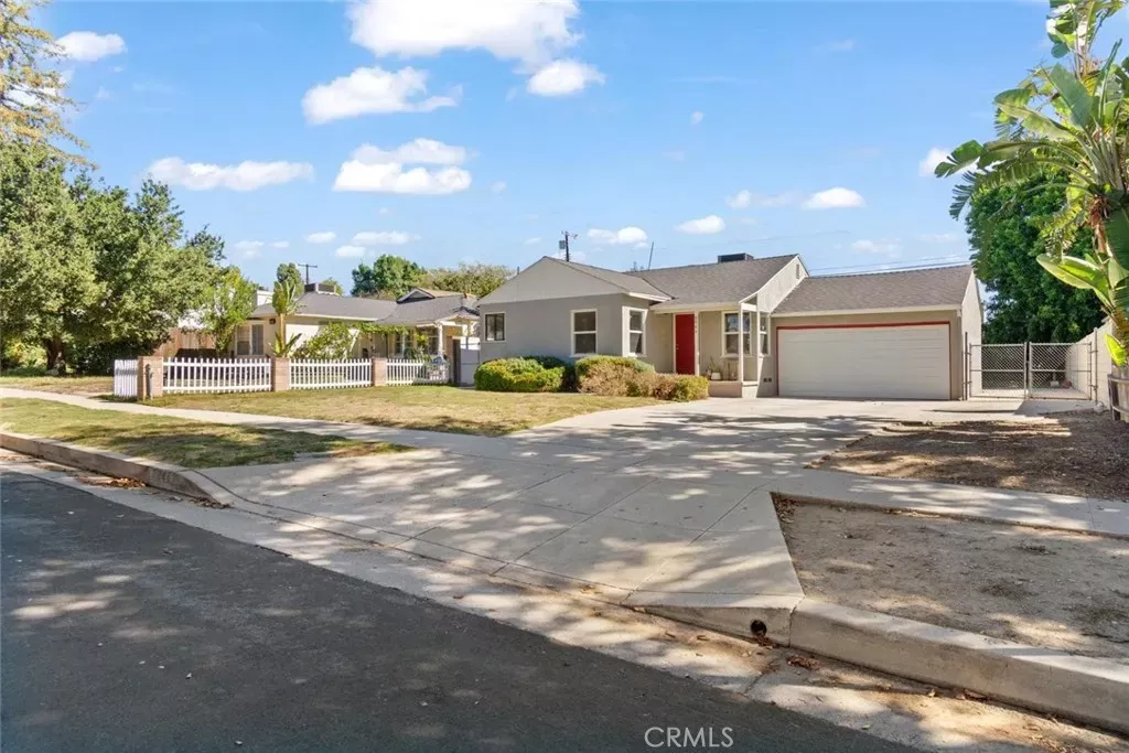 Property Photo: 8944 Darby Avenue CA 91325