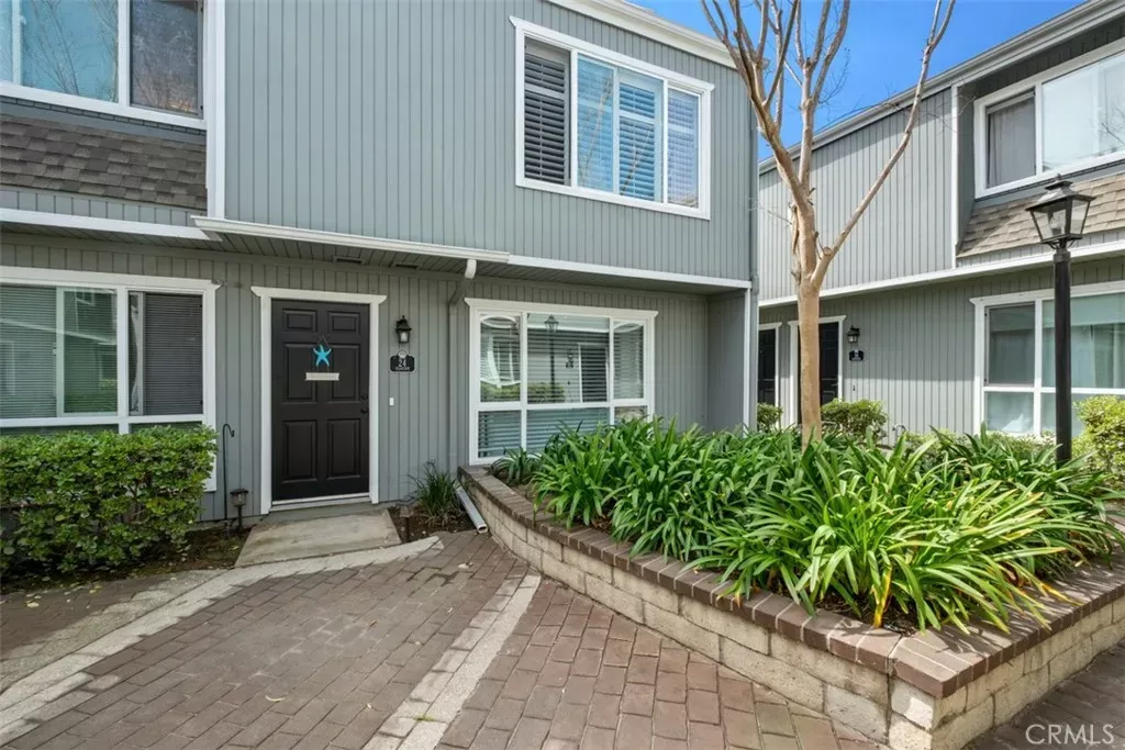 Property Photo:  24 Seascape  CA 92663 