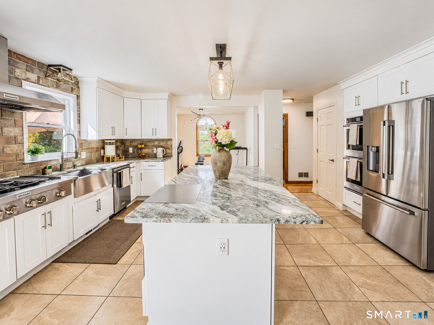 Property Photo:  39 Regency Hill  CT 06708 