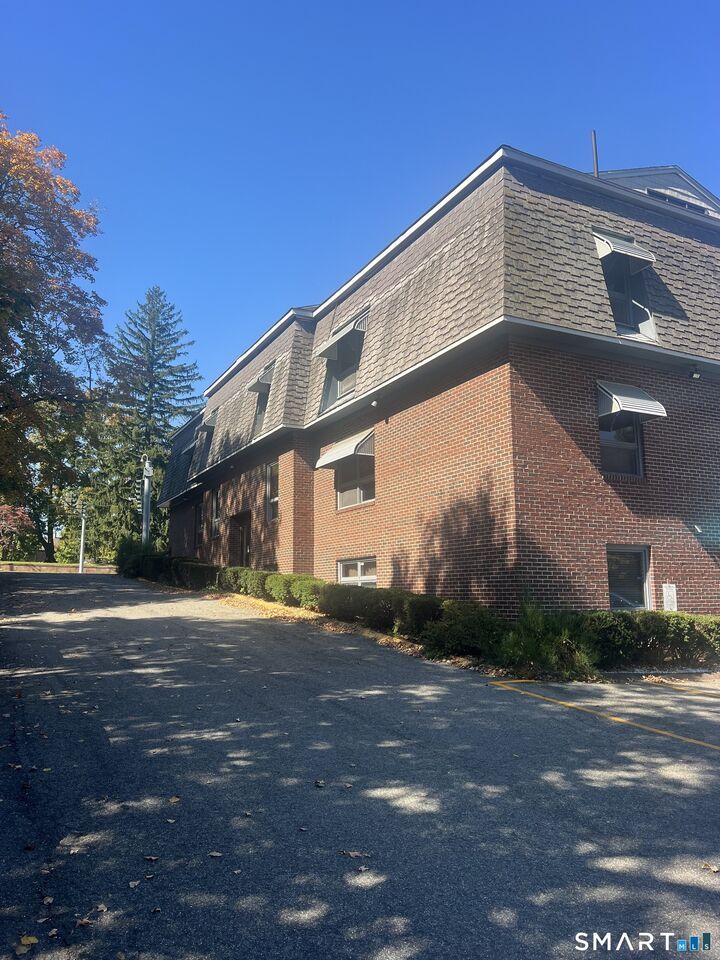 Property Photo:  12 Curtis Street  CT 06450 