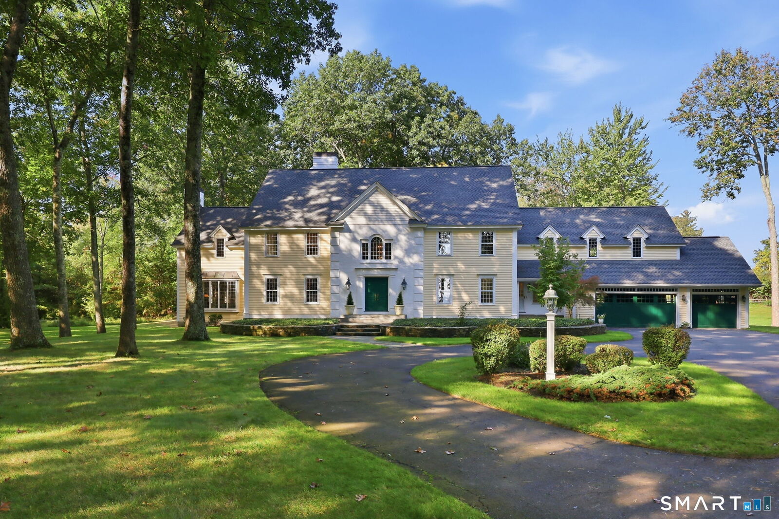 Property Photo:  45 Longview Road  CT 06001 