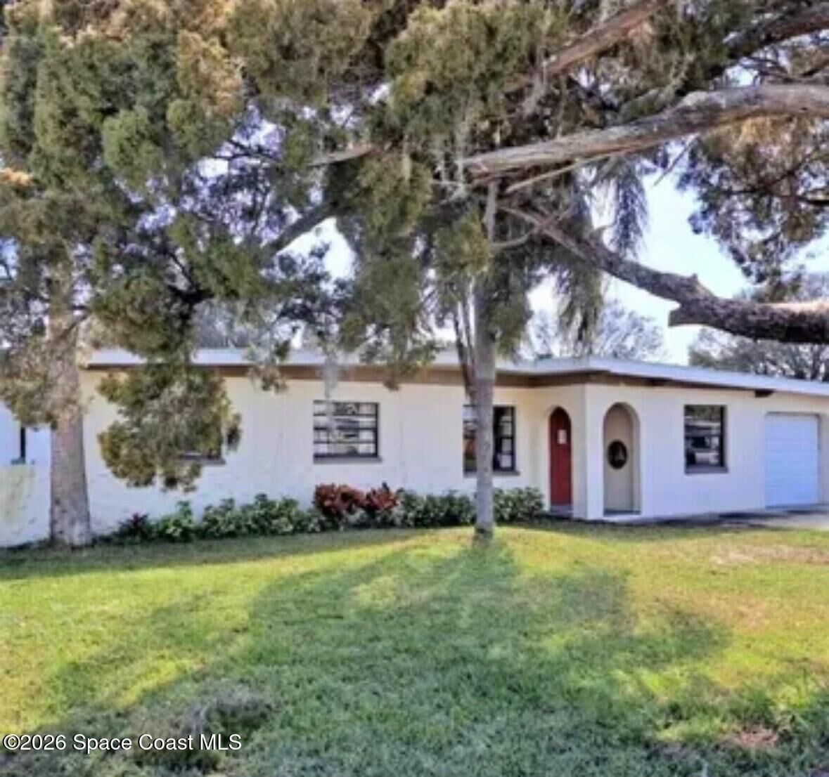 Property Photo:  195 Willow Avenue  FL 32953 
