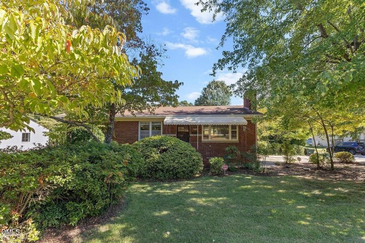 Property Photo:  200 Avery Street  NC 27529 