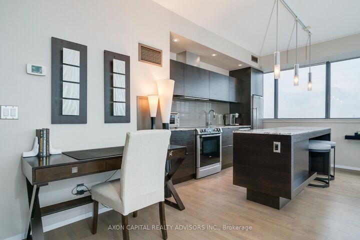 Property Photo:  8 Charlotte Street 2603  ON M5V 0K4 