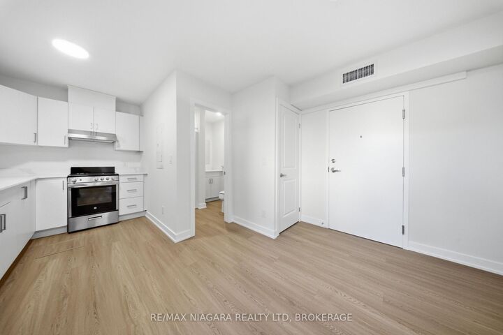Property Photo:  140 Church Street B03  ON L2R 3E4 