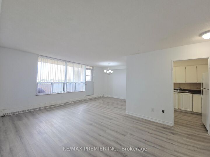 Property Photo:  3390 Weston Road  ON M9M 2X3 