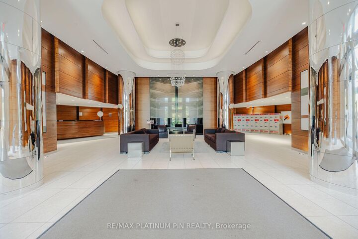 Property Photo: 9 Valhalla Inn Road 2405 ON M9B 0B2