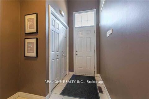 Property Photo: 2280 Baronwood Drive 22 ON L6M 5J8