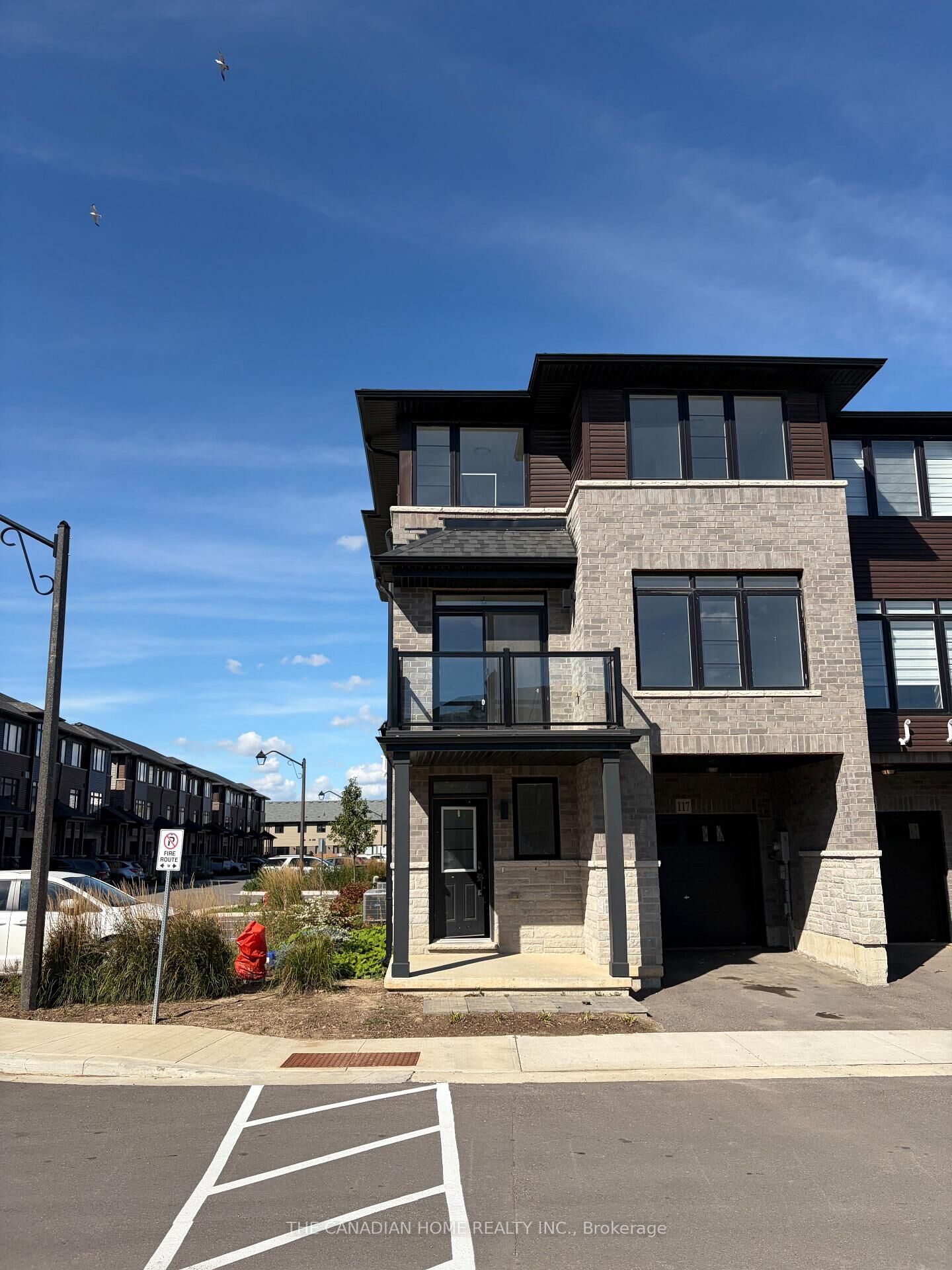 Property Photo:  461 Blackburn Drive 117  ON N3T 0W9 