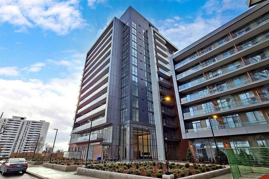 Property Photo: 36 Forest Manor Road 1004 ON M2J 1M1