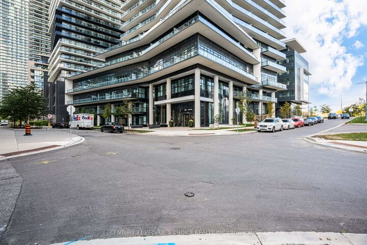 Property Photo:  38 Annie Craig Drive 4401  ON M8V 0G9 
