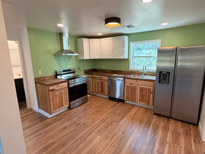Property Photo:  5103 Emporia Street  OK 74401 