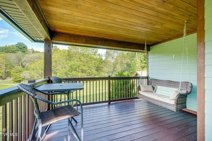 Property Photo: 110 5 Sisters Lane TN 37687