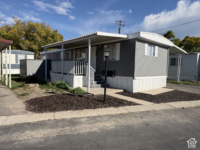 Property Photo: 3023 S Constitution Dr W UT 84119