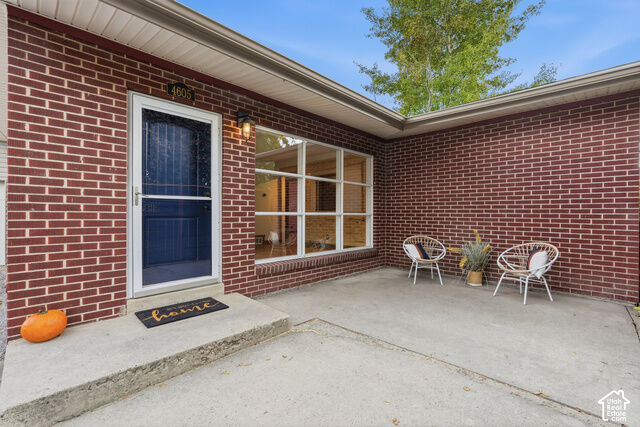 Property Photo:  4605 S 600 E  UT 84107 