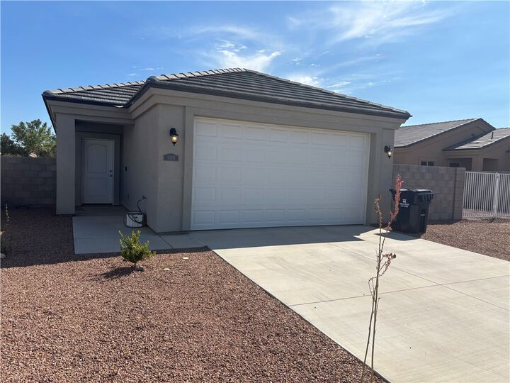 Property Photo:  3306 E Farm Crest Avenue  AZ 86409 