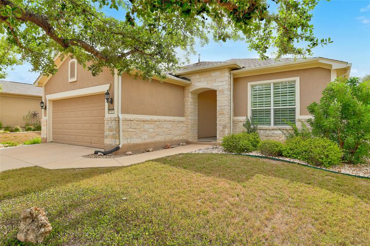 Property Photo: 707 Apache Mountain Lane TX 78633