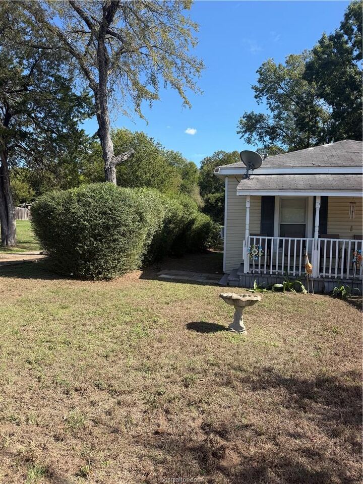 Property Photo:  1107 Boulevard Street  TX 77803 