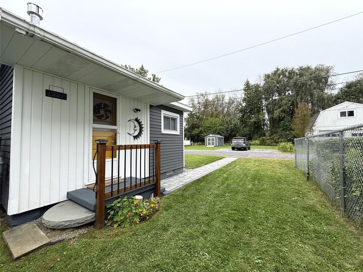 Property Photo: 5664 Poplar Cove NY 13021