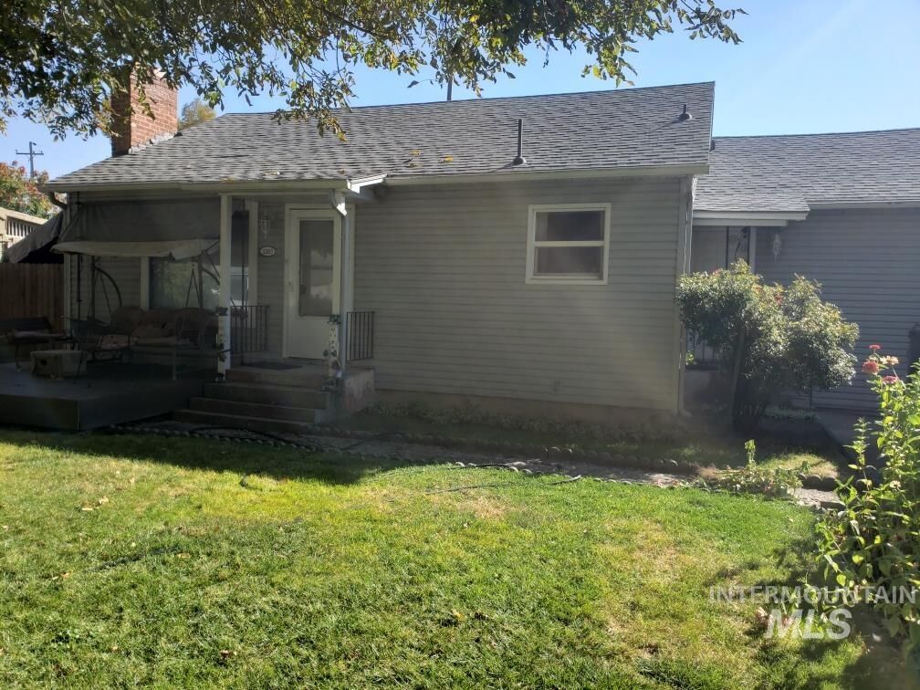 Property Photo:  3205 Hansen Ave  ID 83703 