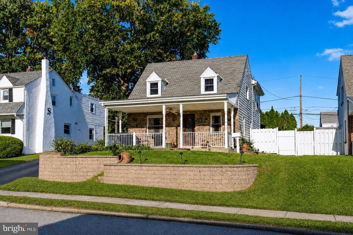 Property Photo:  864 Cricket Road  PA 19018 